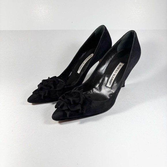 Manolo Blahnik Shoes - Manolo Blahnik‎ Black Heels with Floral Accent